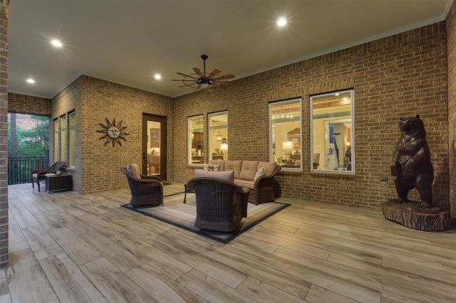 137 Sanderling Lane, Montgomery, TX 77316