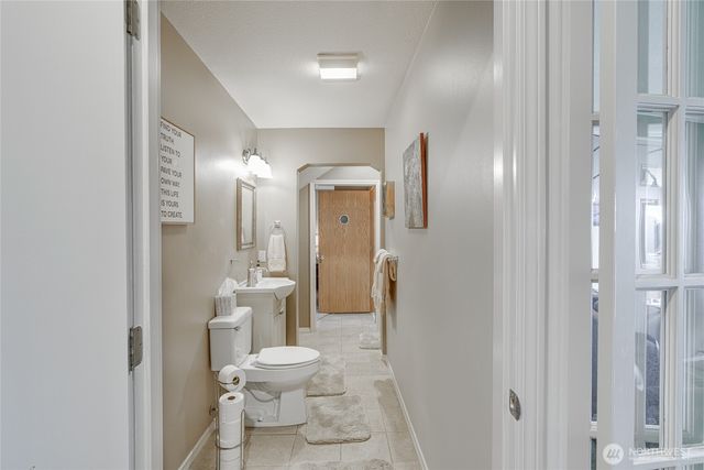 830 Riverview LN, Chinook, WA 98614