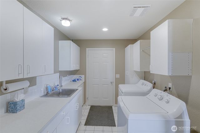 830 Riverview LN, Chinook, WA 98614