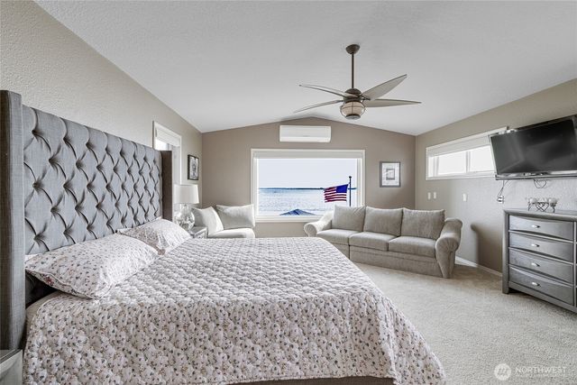 830 Riverview LN, Chinook, WA 98614