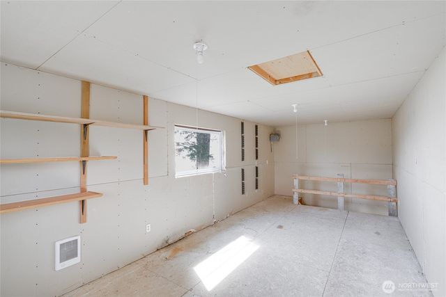 830 Riverview LN, Chinook, WA 98614