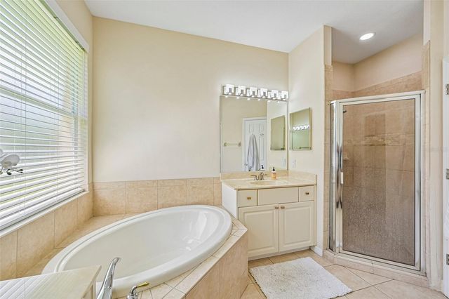 7760 US OPEN LOOP, Lakewood Ranch, FL 34202