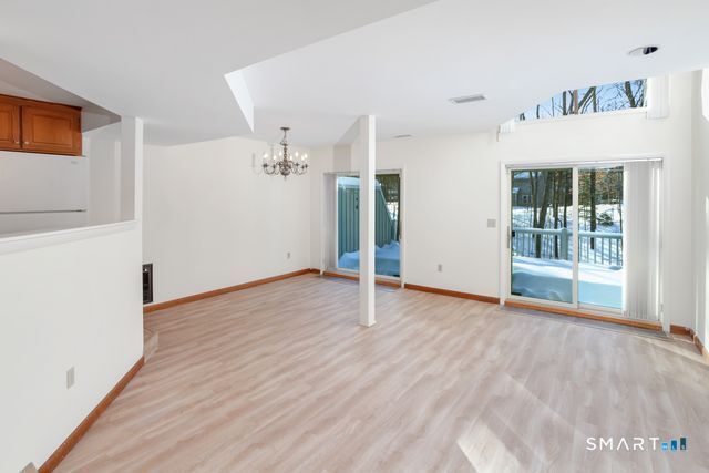 743 West Main Street APT H, Cheshire, CT 06410