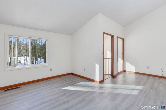 743 West Main Street APT H, Cheshire, CT 06410