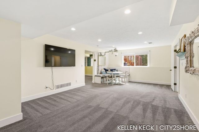 7786 Thornburst Court Se, Gaines Twp, MI 49315