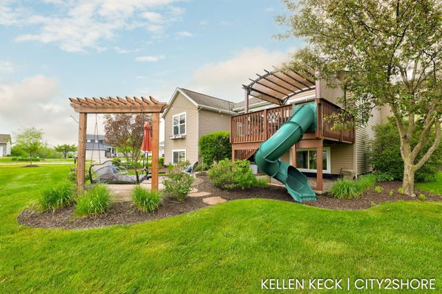 7786 Thornburst Court Se, Gaines Twp, MI 49315