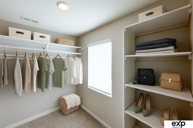 7919 N 93rd Street, Omaha, NE 68122