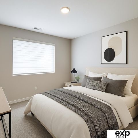 7919 N 93rd Street, Omaha, NE 68122