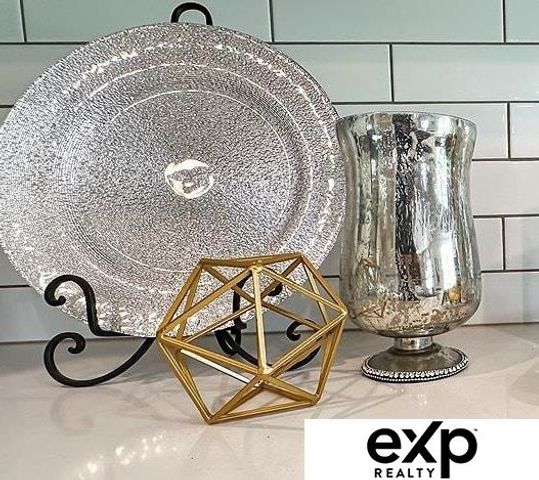 7919 N 93rd Street, Omaha, NE 68122