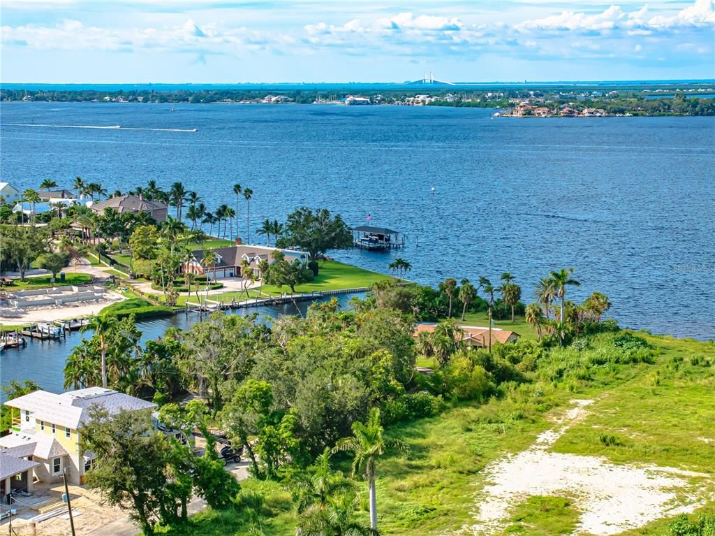 Image 27 of property listing at 3620 RIVERVIEW BOULEVARD, Bradenton, FL 34205
