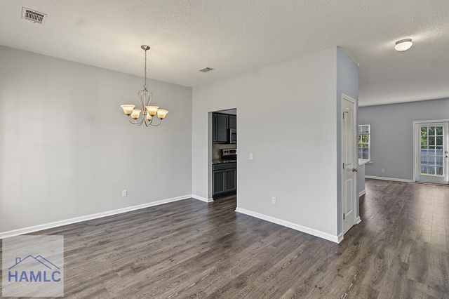 465 Huntington Drive NE, Ludowici, GA 31316