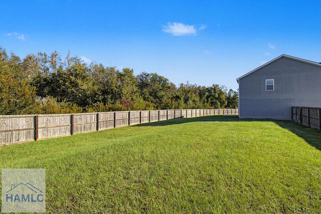 465 Huntington Drive NE, Ludowici, GA 31316