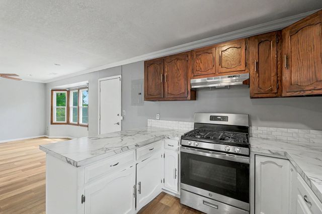 2746 N Iva, Wichita, KS 67220