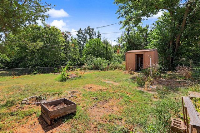 2746 N Iva, Wichita, KS 67220