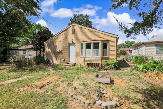2746 N Iva, Wichita, KS 67220
