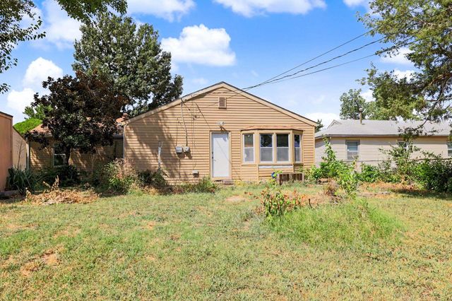2746 N Iva, Wichita, KS 67220