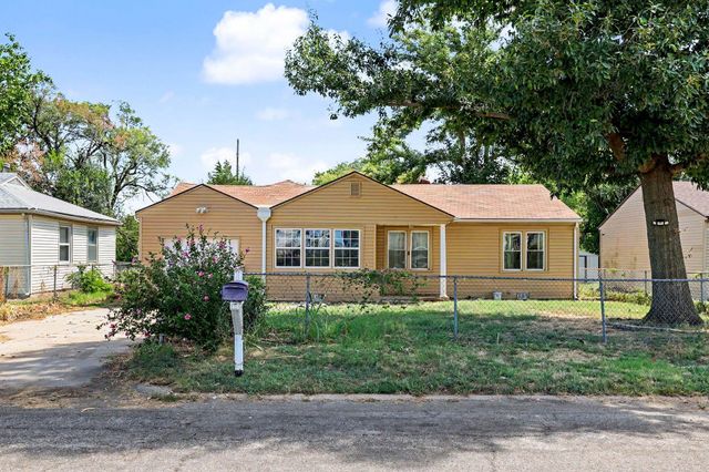2746 N Iva, Wichita, KS 67220