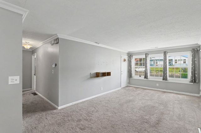 2746 N Iva, Wichita, KS 67220