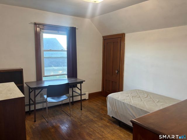 268 Humphrey Street 3, New Haven, CT 06511