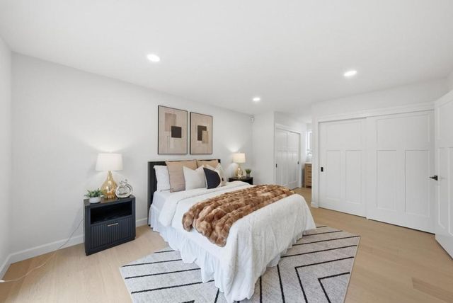 5343 Hounds, San Jose, CA 95135