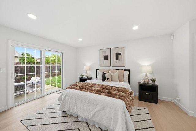 5343 Hounds, San Jose, CA 95135