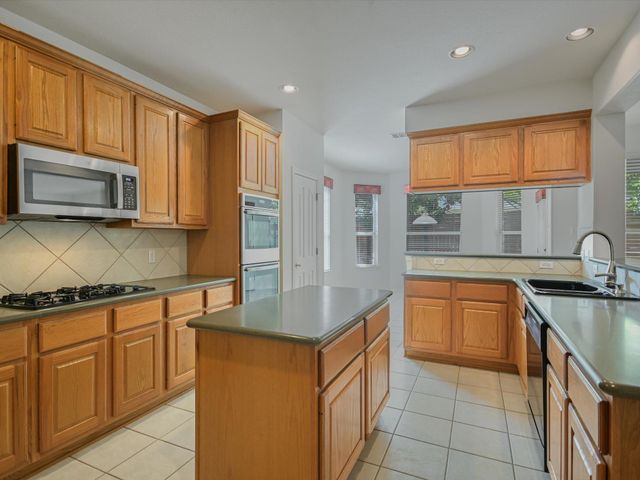 2007 Forest Hill CV, Round Rock, TX 78665