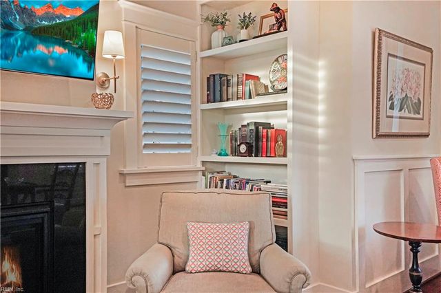 4056 Harlow ST, Virginia Beach, VA 23451