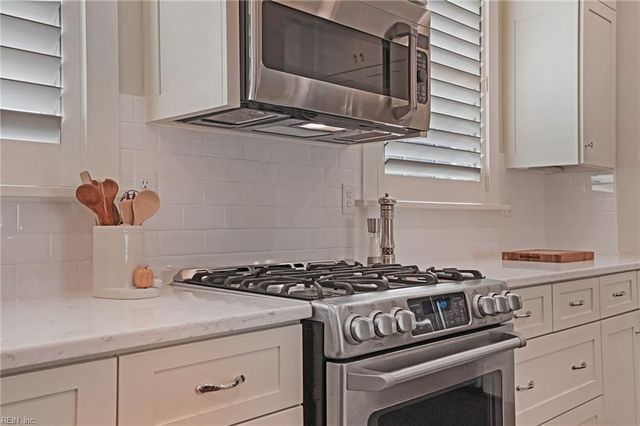 4056 Harlow ST, Virginia Beach, VA 23451