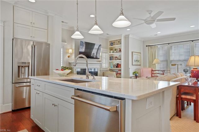 4056 Harlow ST, Virginia Beach, VA 23451