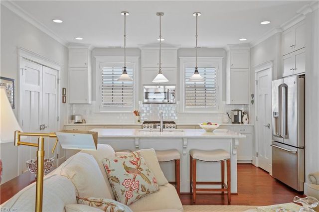 4056 Harlow ST, Virginia Beach, VA 23451