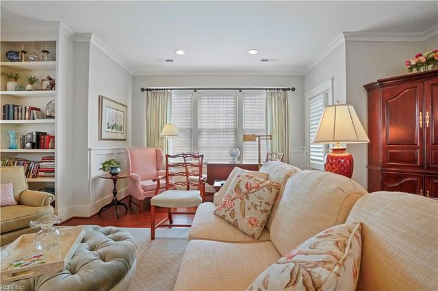 4056 Harlow ST, Virginia Beach, VA 23451