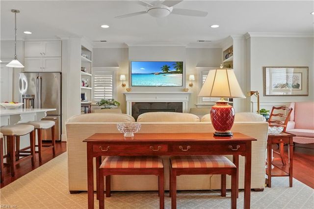 4056 Harlow ST, Virginia Beach, VA 23451