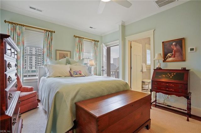 4056 Harlow ST, Virginia Beach, VA 23451