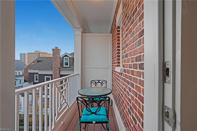 4056 Harlow ST, Virginia Beach, VA 23451