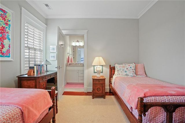4056 Harlow ST, Virginia Beach, VA 23451