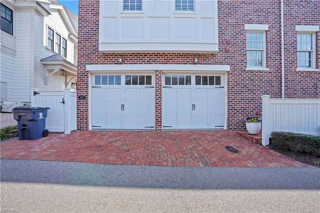 4056 Harlow ST, Virginia Beach, VA 23451