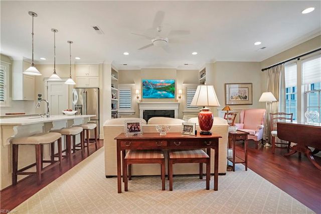 4056 Harlow ST, Virginia Beach, VA 23451