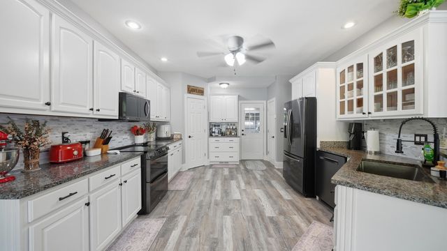 392 Stanford Drive, Flintstone, GA 30725