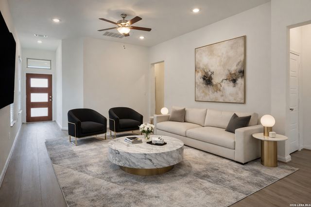 952 Windflower, New Braunfels, TX 78130