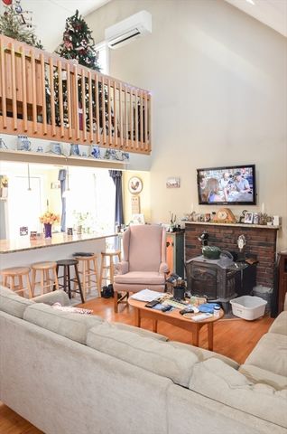 60 Marlboro Rd, Berlin, MA 01503