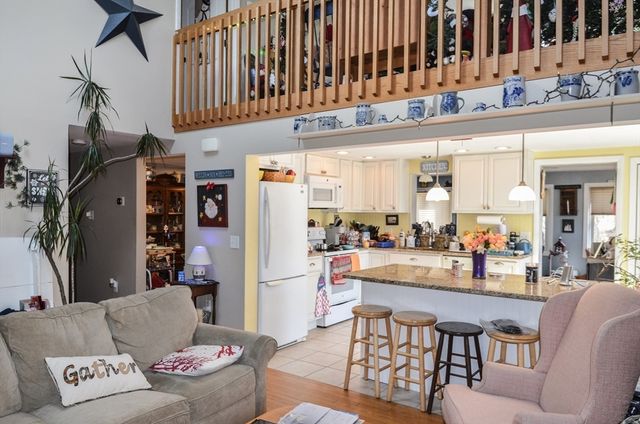 60 Marlboro Rd, Berlin, MA 01503