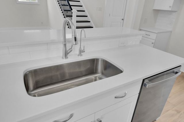 209 O'Malley Drive, Summerville, SC 29483