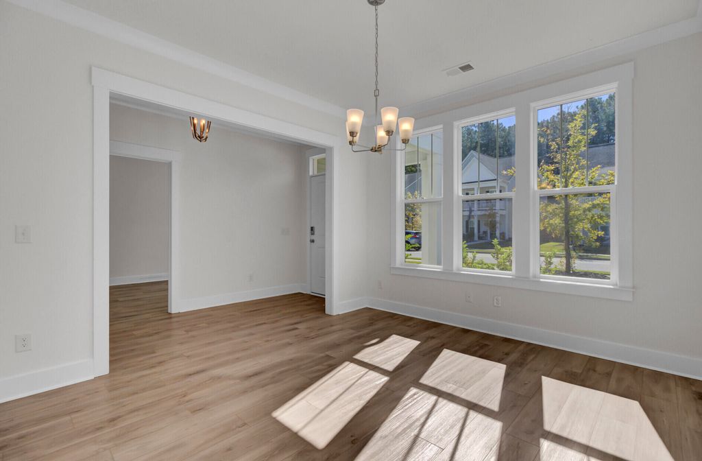 Image 24 of property listing at 209 O'Malley Drive, Summerville, SC 29483