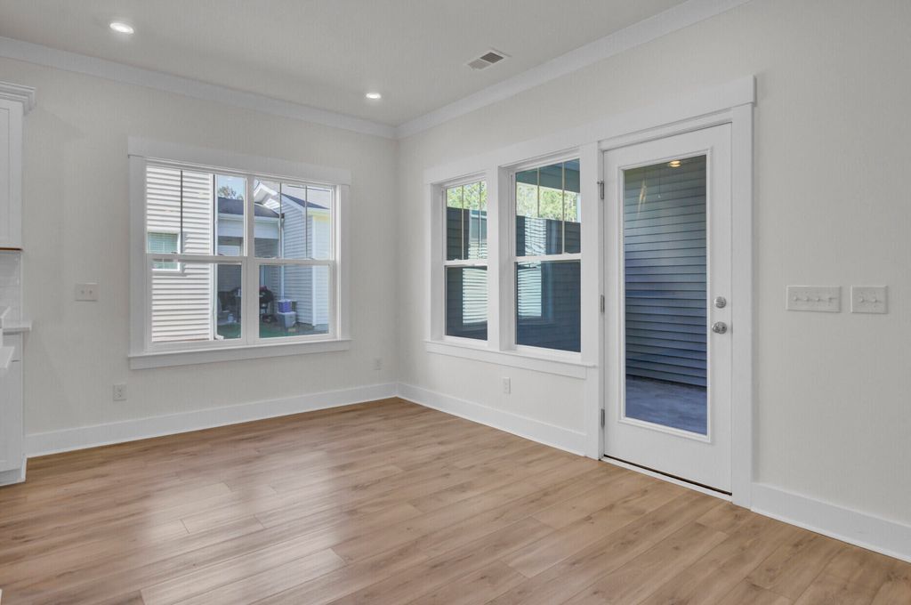 Image 35 of property listing at 209 O'Malley Drive, Summerville, SC 29483