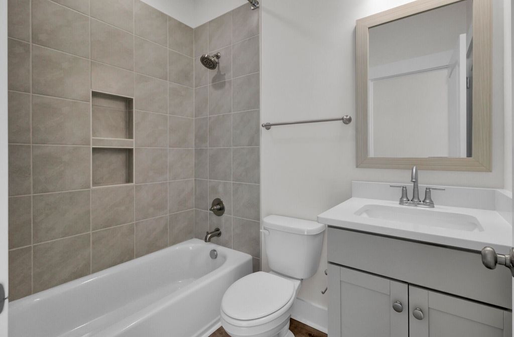 Image 43 of property listing at 209 O'Malley Drive, Summerville, SC 29483