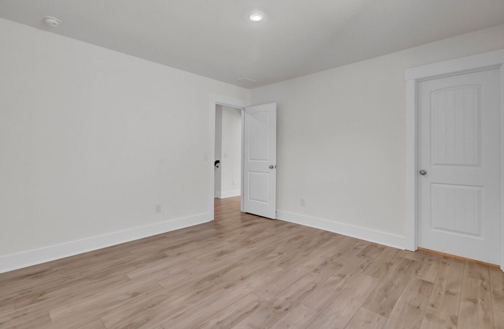 Image 56 of property listing at 209 O'Malley Drive, Summerville, SC 29483