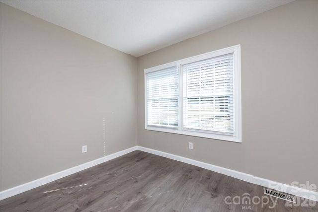 406 Robinson Clemmer Road, Dallas, NC 28034