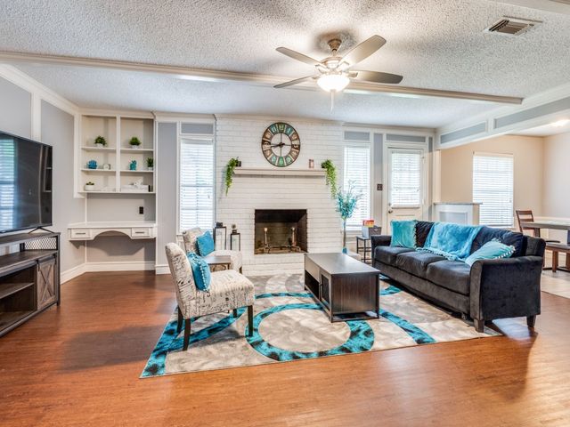 1209 Randy Drive, Irving, TX 75060