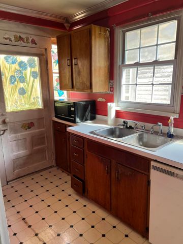 503 W Broadway Street, Frankfort, KY 40601