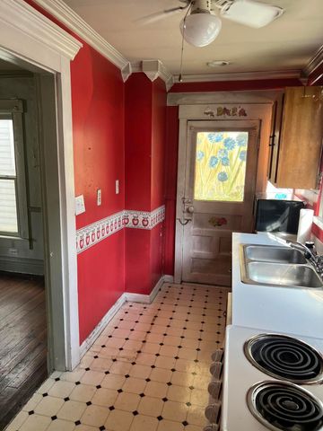 503 W Broadway Street, Frankfort, KY 40601